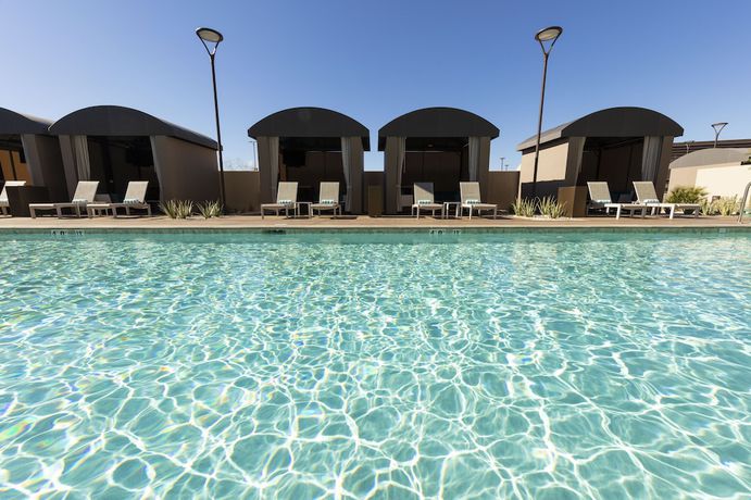 Imagen de la piscina del Hotel Gila River Resorts and Casinos &ndash; Wild Horse Pass. Foto 15