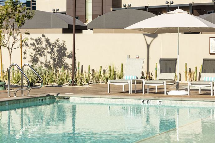 Imagen de la piscina del Hotel Gila River Resorts and Casinos &ndash; Wild Horse Pass. Foto 19