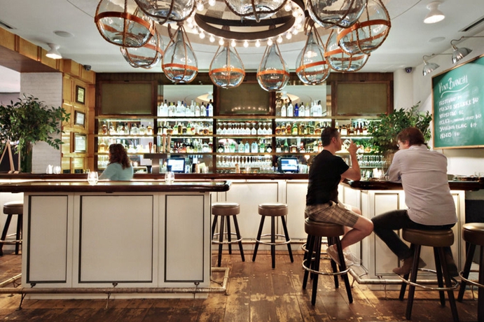 Imagen del bar/restaurante del Hotel Gild Hall, A Thompson. Foto 4