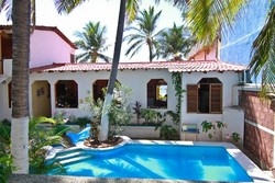Imagen de la piscina del Hotel Gilda. Foto 3