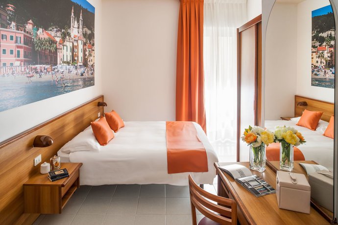 Imagen de la habitación del Hotel Gilda. Foto 12