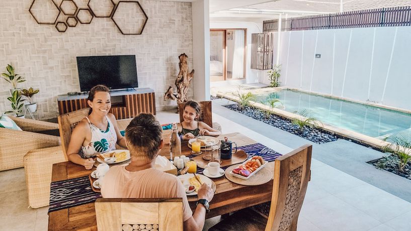 Imagen de la habitación del Hotel Gili Khayangan Villas. Foto 12