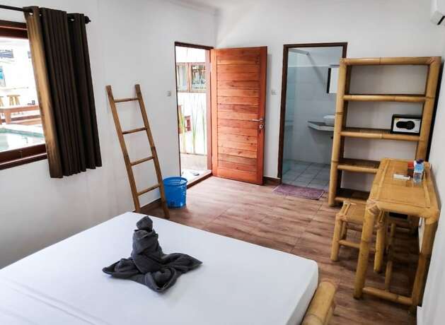 Imagen de la habitación del Hotel Gili Pirates. Foto 18