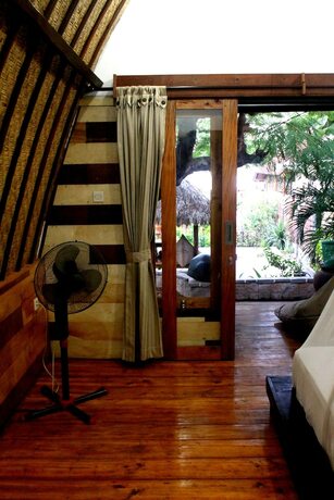 Imagen general del Hotel Gili Smile Bungalows. Foto 3