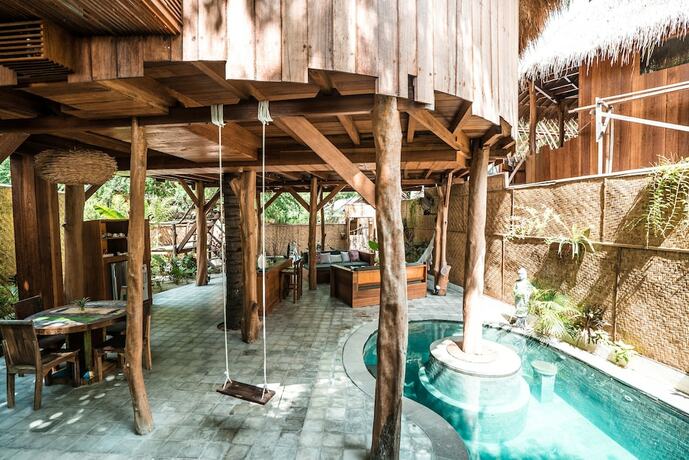 Imagen general del Hotel Gili Treehouses. Foto 5