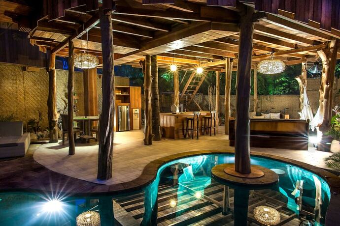 Imagen general del Hotel Gili Treehouses. Foto 1