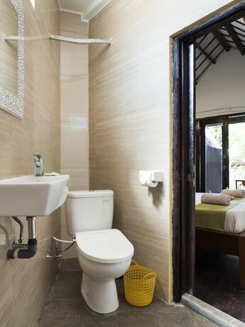 Imagen de la habitación del Hotel Gili Turtle Beach Resort. Foto 21