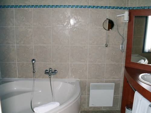 Imagen de la habitación del Hotel Gilles Moreau. Foto 12