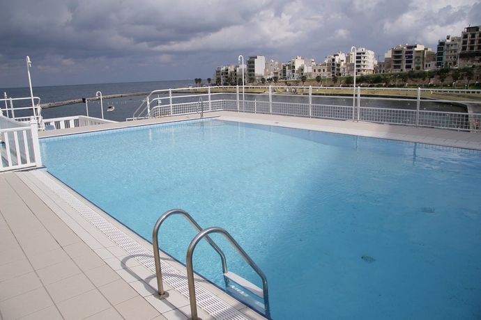 Imagen general del Hotel Gillieru Harbour. Foto 2