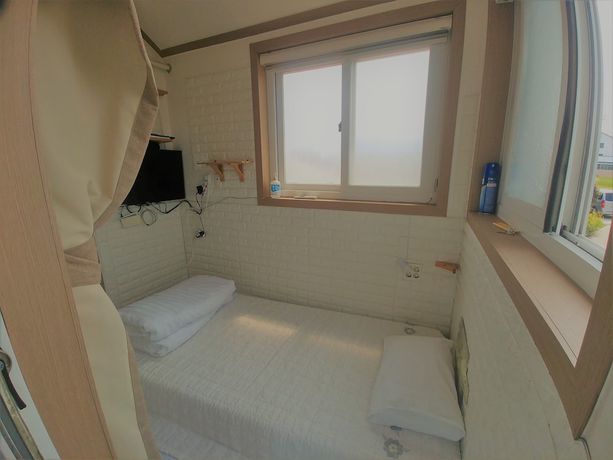 Imagen de la habitación del Hotel Gillime Pension. Foto 8