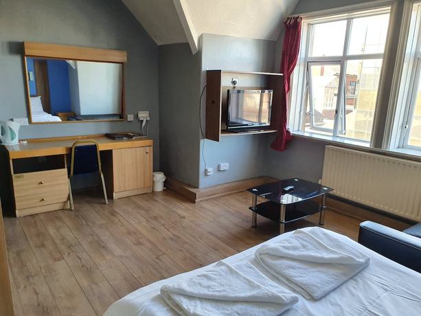 Imagen de la habitación del Hotel Gilson. Foto 17