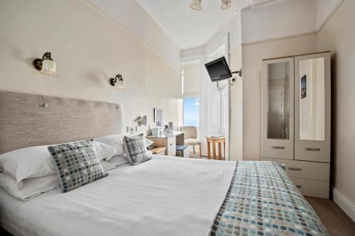 Imagen de la habitación del Hotel Giltar. Foto 9