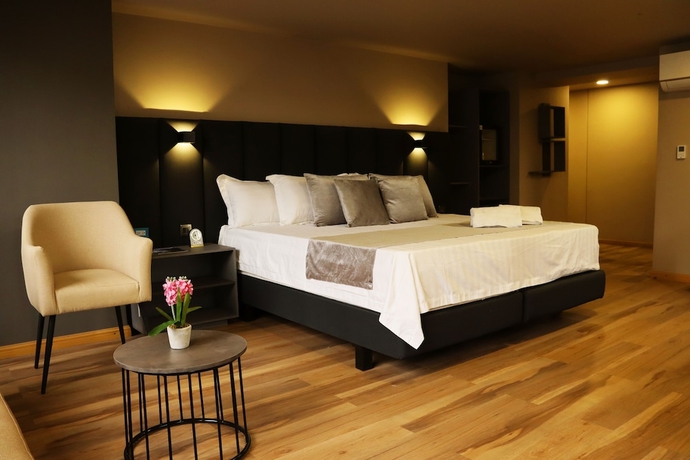 Imagen de la habitación del Hotel Giluxe, AMCO, Area Metropolitana Centro Occidente. Foto 9