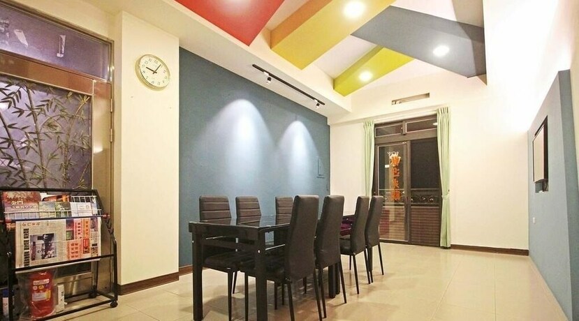 Imagen del bar/restaurante del Hotel Gimei. Foto 13