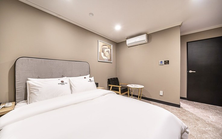 Imagen de la habitación del Hotel Gimhae Buwondong Forest 701. Foto 16