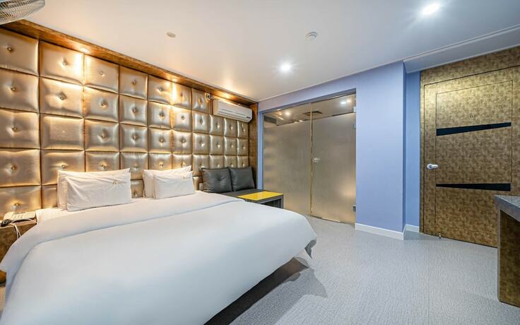 Imagen de la habitación del Hotel Gimhae Eobang-dong A Plus. Foto 13