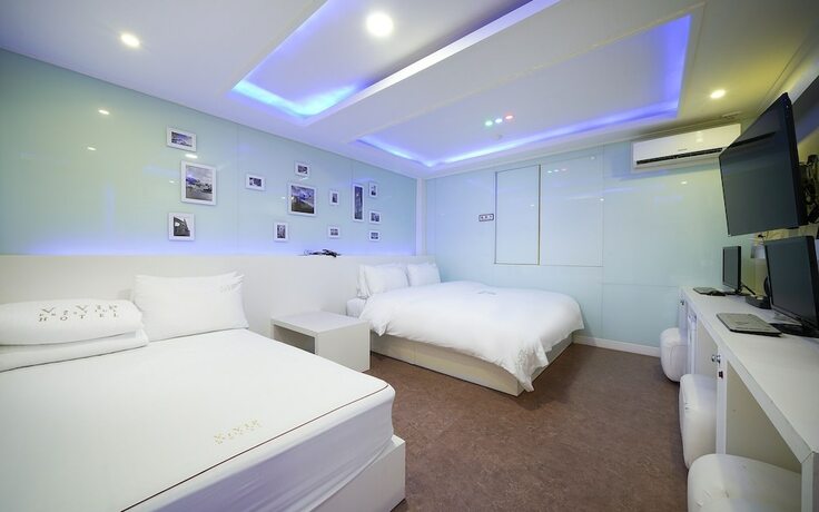 Imagen de la habitación del Hotel Gimhae Eobangdong Vvip. Foto 19