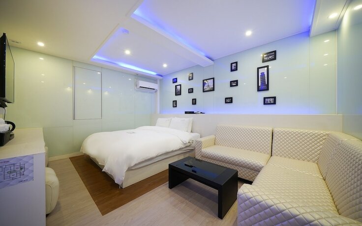 Imagen de la habitación del Hotel Gimhae Eobangdong Vvip. Foto 28