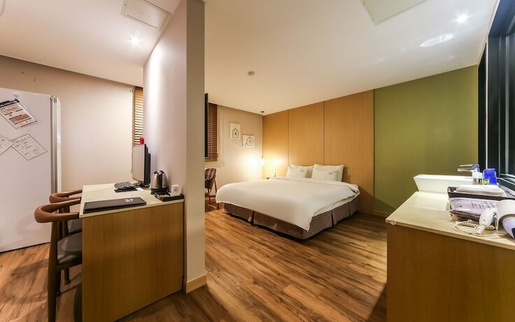 Imagen general del Hotel Gimhae Jangyu AM. Foto 3
