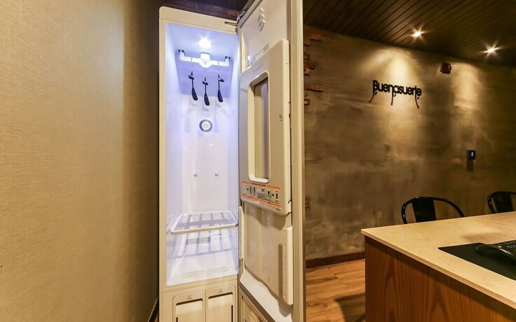 Imagen de la habitación del Hotel Gimhae Jangyu AM. Foto 19