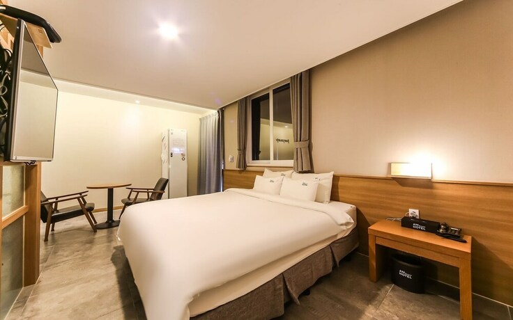 Imagen de la habitación del Hotel Gimhae Jangyu AM. Foto 20