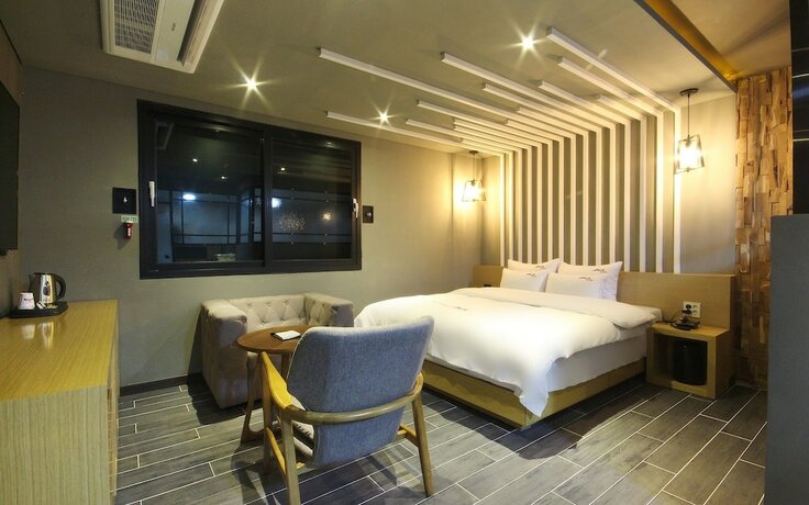 Imagen de la habitación del Hotel Gimhae Jangyu Aria. Foto 19