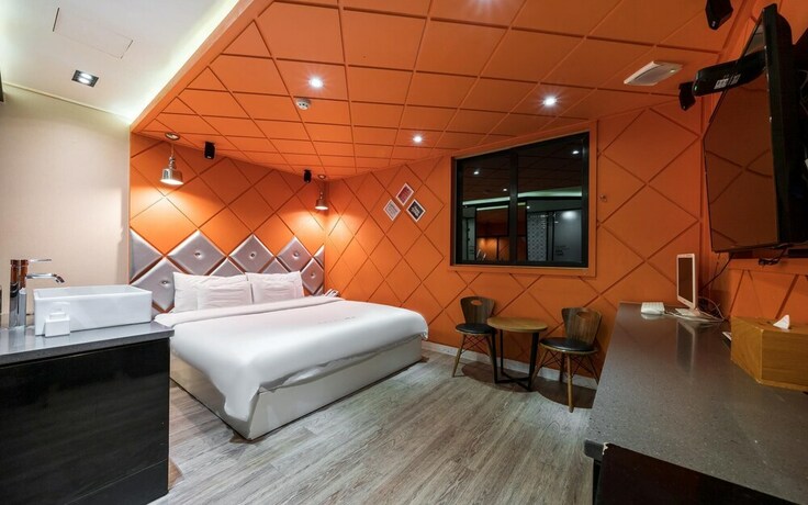 Imagen de la habitación del Hotel Gimhae Jangyu MU. Foto 18