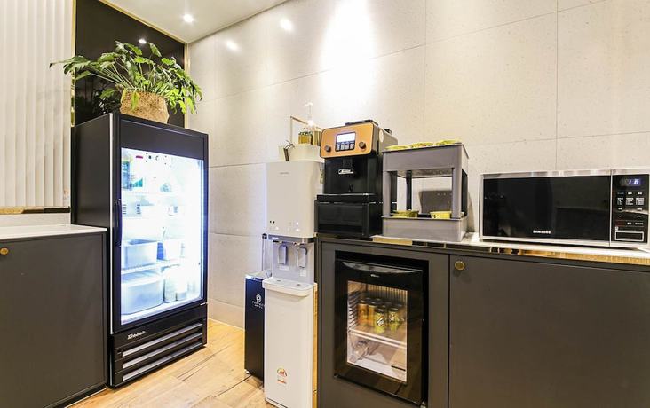 Imagen de los interiores del Hotel Gimhae Perfect. Foto 20