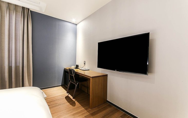 Imagen de la habitación del Hotel Gimhae Perfect. Foto 12