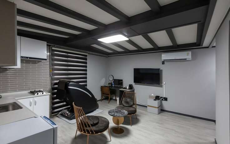 Imagen general del Hotel Gimhae Samgye Brown Dot. Foto 8