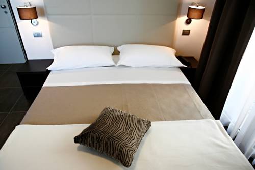 Imagen de la habitación del Hotel Gimmi. Foto 7