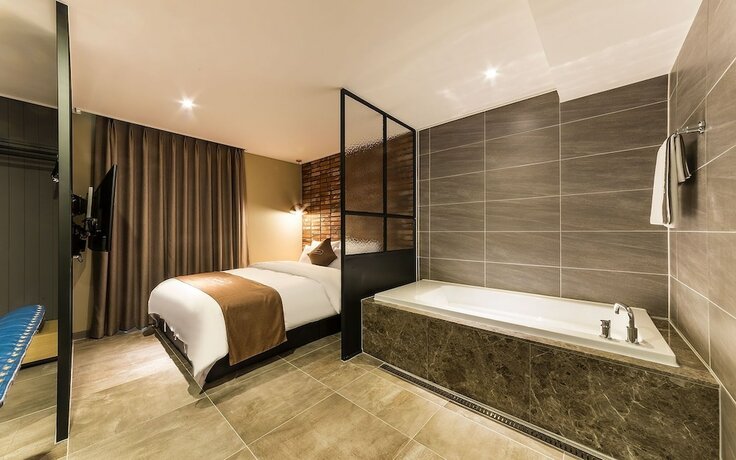 Imagen de la habitación del Hotel Gimpo Docking Hotel. Foto 14