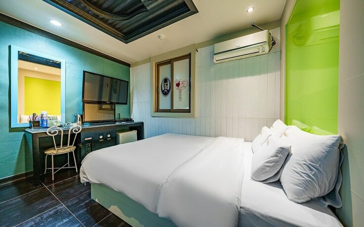 Imagen de la habitación del Hotel Gimpo Fill. Foto 16