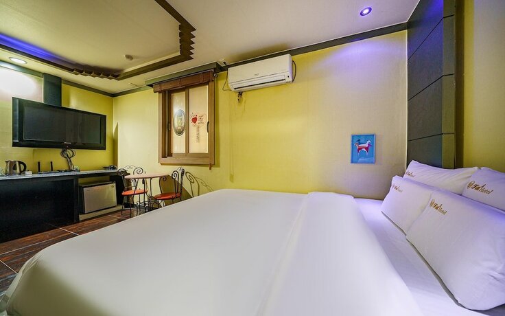 Imagen de la habitación del Hotel Gimpo Fill. Foto 18