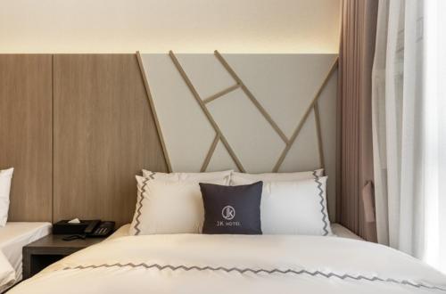 Imagen general del Hotel Gimpo JK. Foto 12