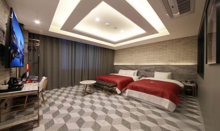 Imagen de la habitación del Hotel Gimpo M Tower. Foto 2