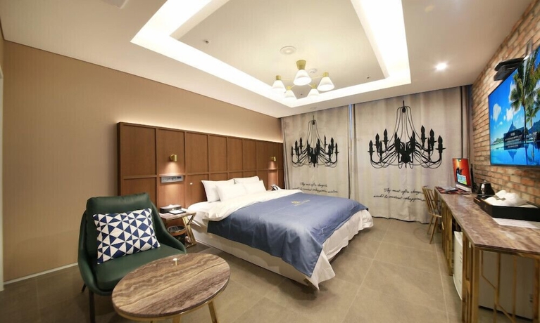 Imagen de la habitación del Hotel Gimpo M Tower. Foto 6
