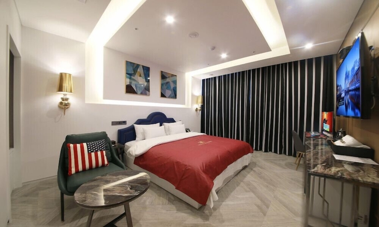 Imagen de la habitación del Hotel Gimpo M Tower. Foto 12