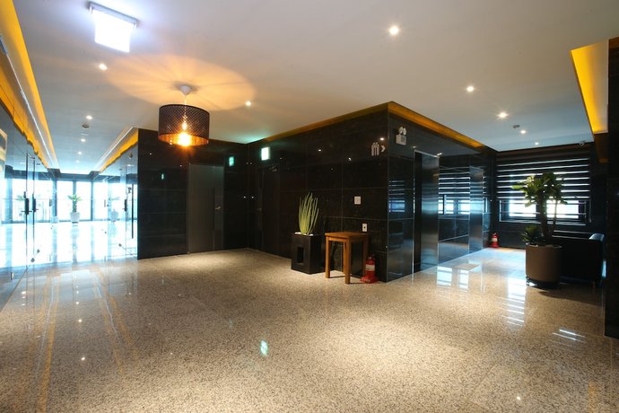 Imagen de los interiores del Hotel Gimpo Pentastar. Foto 20
