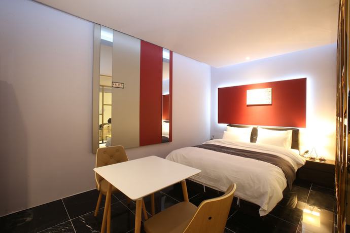 Imagen de la habitación del Hotel Gimpo Pentastar. Foto 17