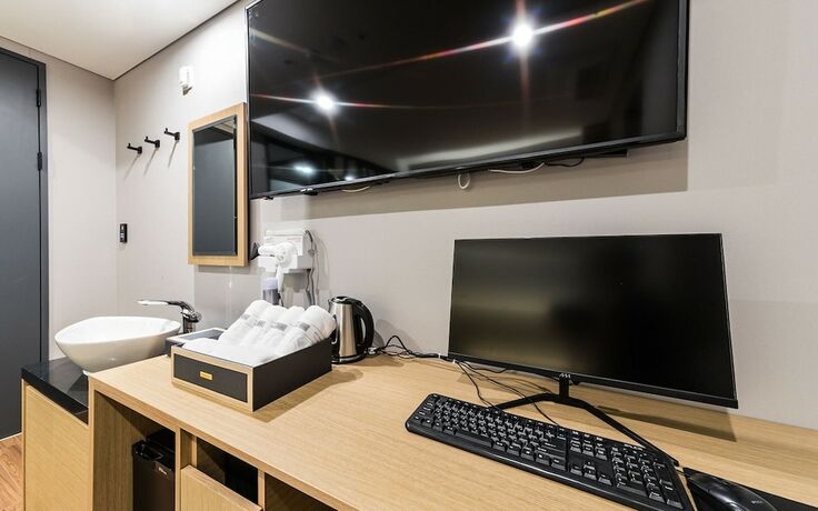 Imagen general del Hotel Gimpo Riun. Foto 12