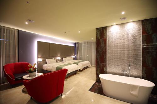 Imagen general del Hotel Gimpo Stavia. Foto 10
