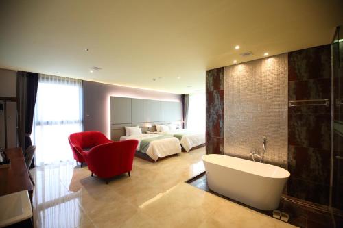 Imagen general del Hotel Gimpo Stavia. Foto 11