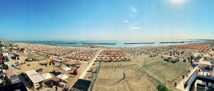 Imagen de la habitación del Hotel Gin Rimini. Foto 17