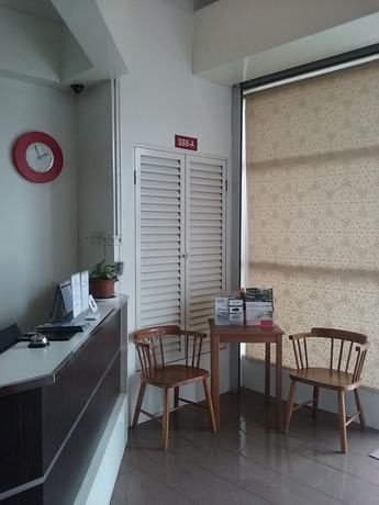 Imagen de los interiores del Hotel GinaSuite Kompleks27. Foto 13