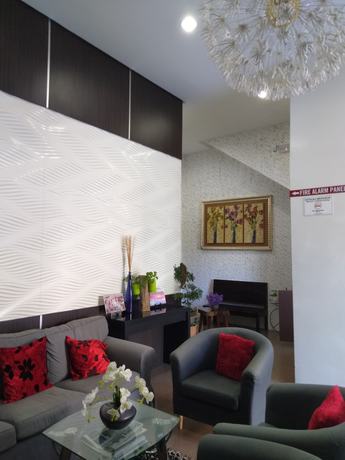 Imagen de los interiores del Hotel GinaSuite Kompleks27. Foto 20
