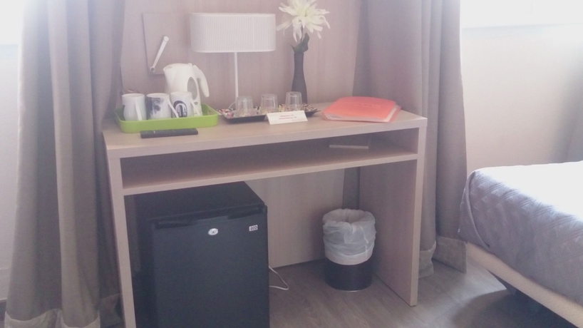 Imagen de la habitación del Hotel Ginebra, Eixample. Foto 13