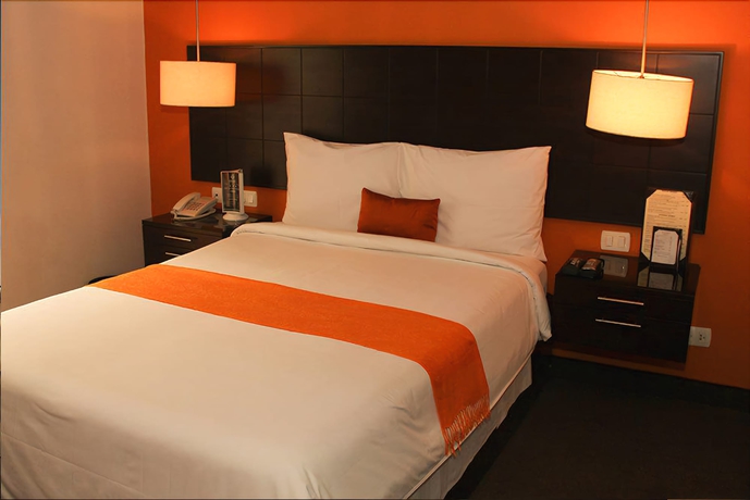 Imagen de la habitación del Hotel Ginebra, LIMA. Foto 8