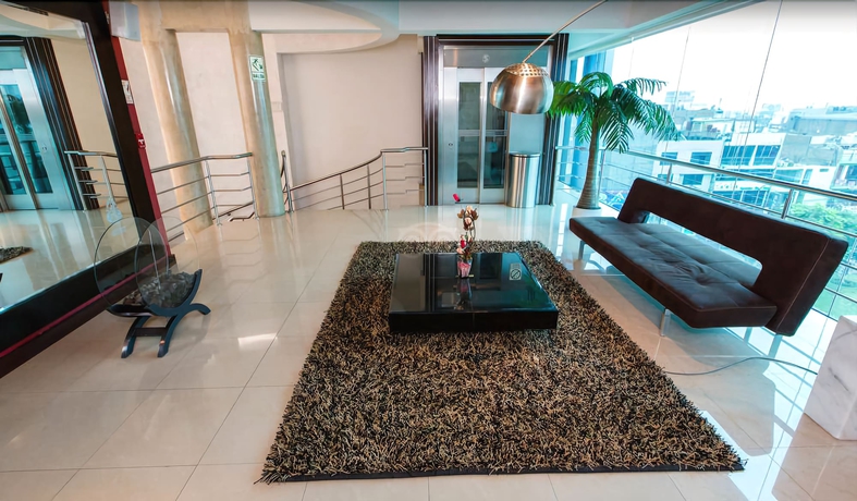 Imagen de los interiores del Hotel Ginebra, LIMA. Foto 18