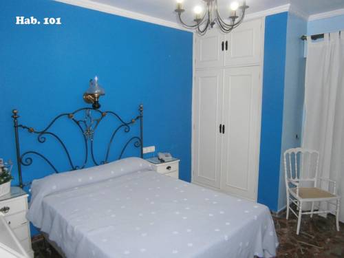 Imagen de la habitación del Hotel Gines. Foto 11